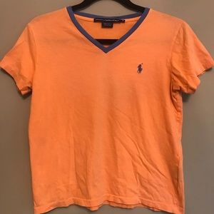 SOLD✌🏼
Vibrant Ralph Lauren Women’s V-Neck T Shirt